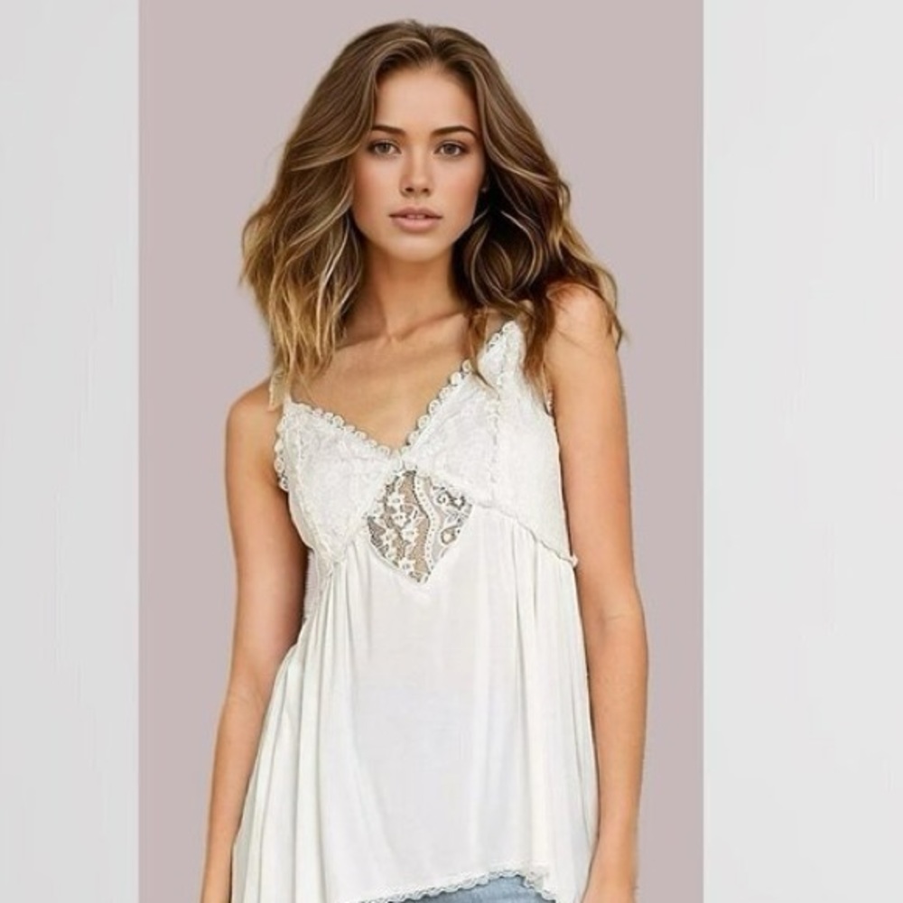 POL Cream Lace-Trim Camisole Tank